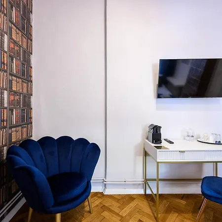 Wislna Main Square Apart Otel 3*