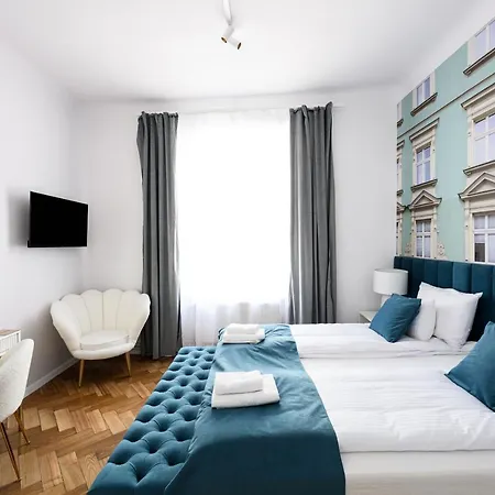 מלון דירות Wislna Main Square 3*